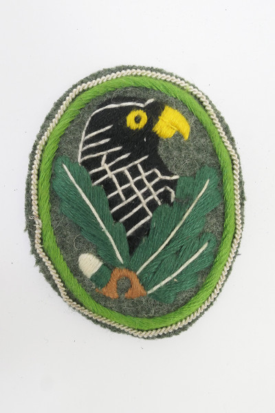Sniper badge embroidered on green cloth sleeve badge