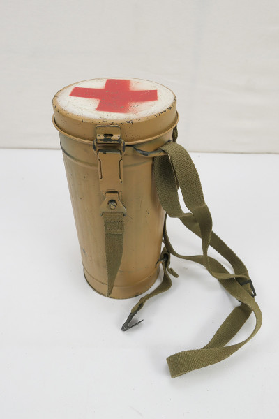 #DAK Afrikakorps gas mask can camouflage Red Cross medic protective mask can with strapping