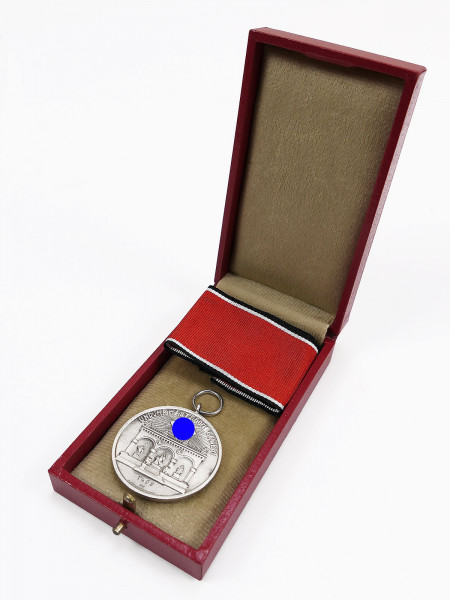 Order of Blood / Feldherrnhalle 8.9. November 1923 Medal of Honor with case / award case