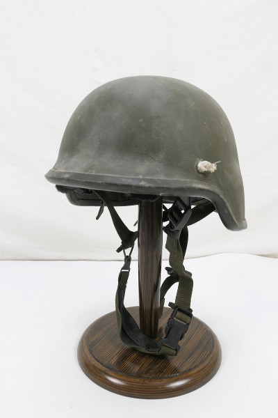 #25 US ARMY PASGT Combat Helmet Original Combat Helmet Size Small with Desert Helmet Cover