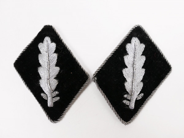 Single pair of SS rank insignia / collar patch Standartenführer / Oberst -flat version-