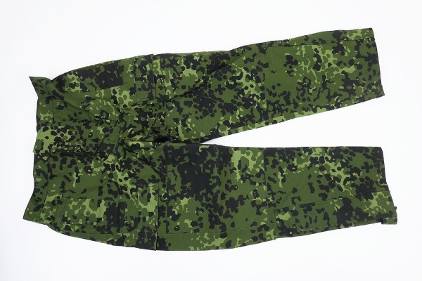Size S - Denmark Gore-tex waterproof pants patchy camouflage HMAK 2000 rain pants