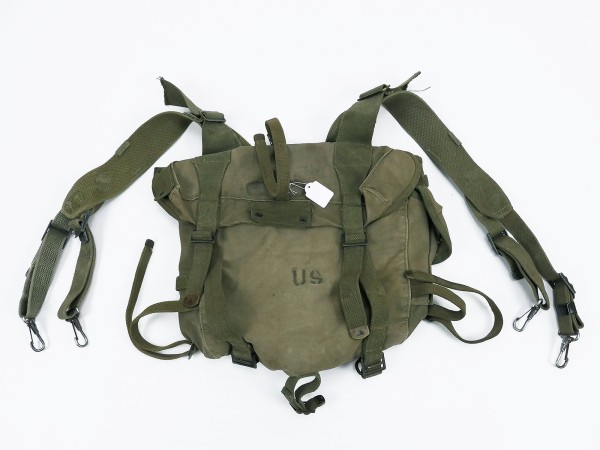 US WW2 / VIETNAM Baggage Pack Field Combat M-1945 Bag + Suspenders