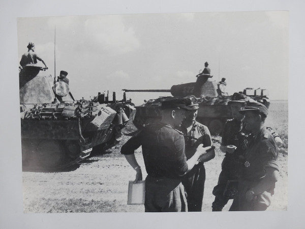 Poster / Picture leader of the 5th Panther Kp / III Armored GERMANIA in exchange (40x30cm)
