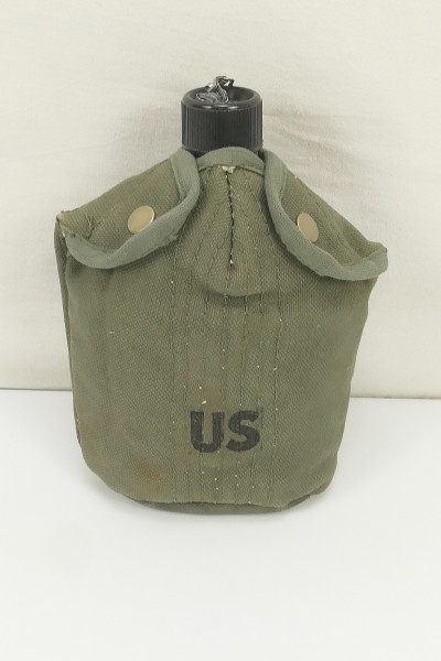 TYP US Army Vietnam canteen with cover and repro mug