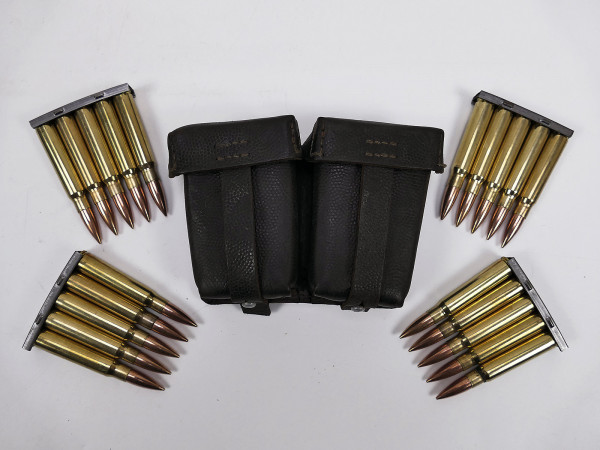 Carbine K98 2-piece cartridge pouch RBNr. with 4x loading strips with 5 decorative cartridges each Guard team