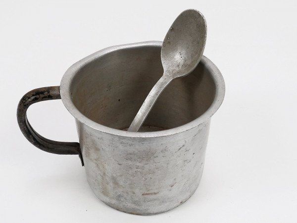 1x aluminum spoon tablespoon + small handle pot from the time
