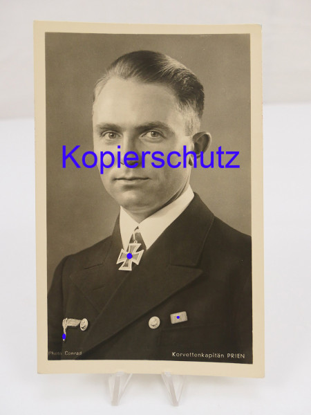 #79/ Postcard / PK Portrait Kriegsmarine Korvettenkpt. PRIEN / Photo card Knight's Cross bearer