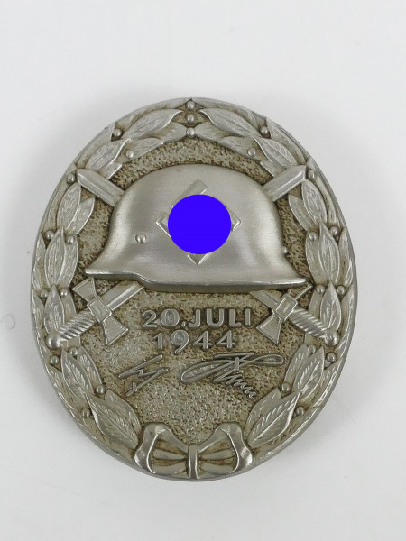 Wehrmacht Wounded Badge July 20, 1944 Grade Silver with beautiful patina