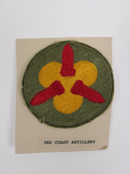 Original US ARMY WW2 Badge 3rd Coast Artillery Patch - U.S. Command / Special Units