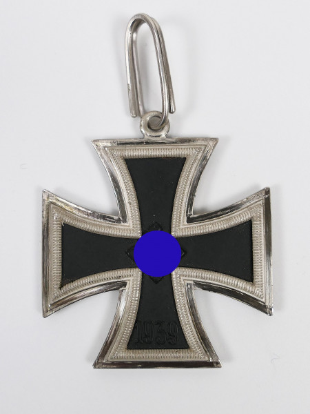 Wehrmacht Knight's Cross of the Iron Cross L/12 C.E. Juncker 800 silver museum piece