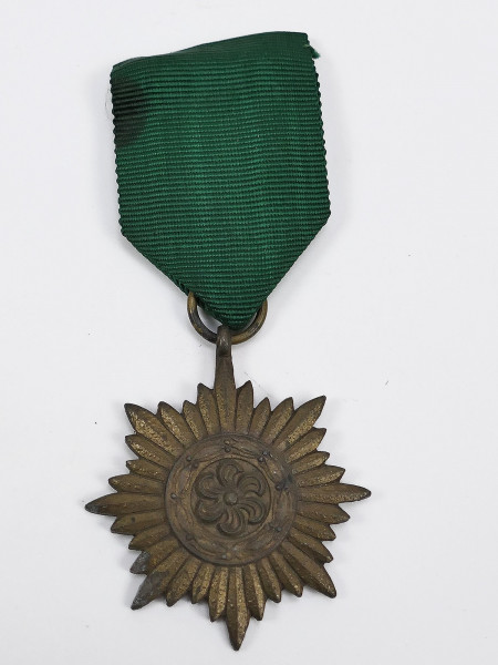 Original bravery and merit award for members of the Eastern peoples in bronze