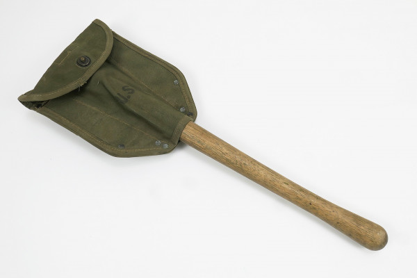US ARMY Folding Spade with WW2 Pocket 1943 Entrenching Tool