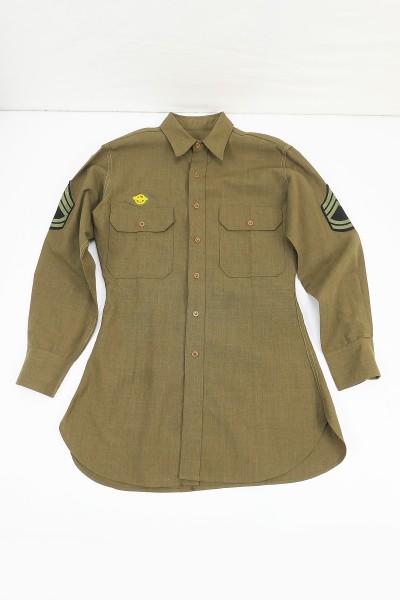 US Army Original WW2 Field Shirt M37 mustard brown with patches - Small (48)