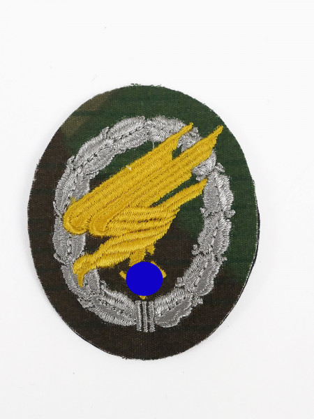 Paratrooper badge embroidered for splinter camouflage bone bag paratrooper