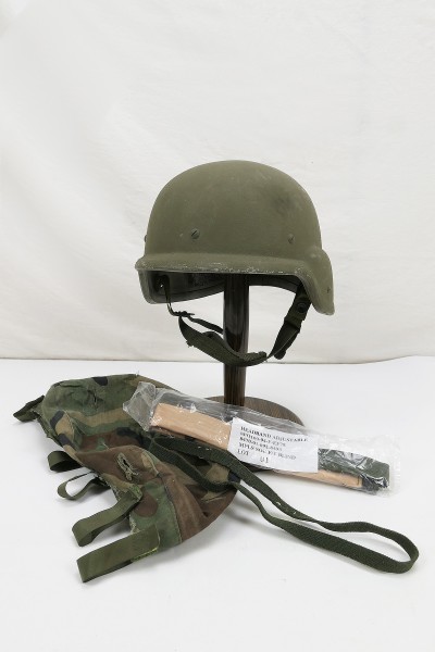 #26 US ARMY PASGT Combat Helmet Original Combat Helmet Size Small with woodland helmet cover
