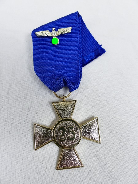 Service Award / Loyal Service in the Wehrmacht 25 years with ribbon Army