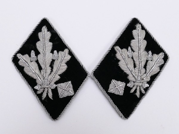 SS rank badge / collar mirror Gruppenführer flat variant museum production
