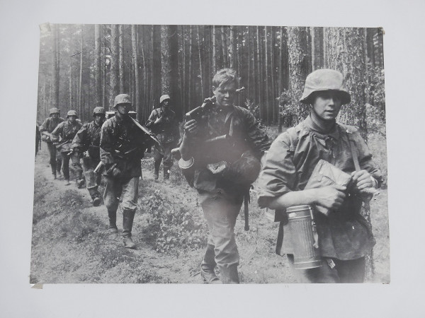 Poster / Picture Vormarsch Waffen SS in camouflage uniforms 1941 (40x30cm)
