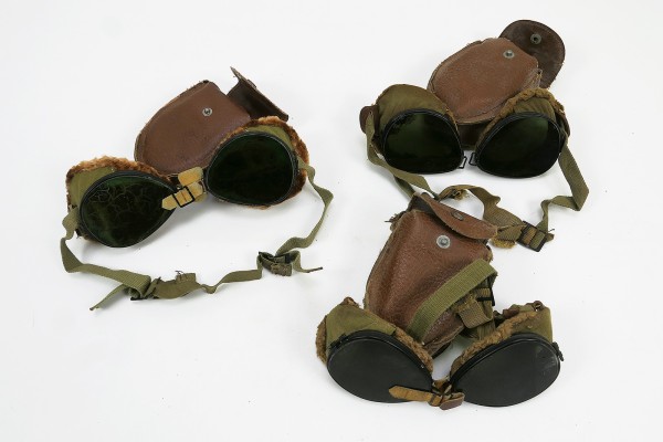 3x US ARMY WW2 Ski + Mountain Trooper Goggles - Mountain trooper goggles in case