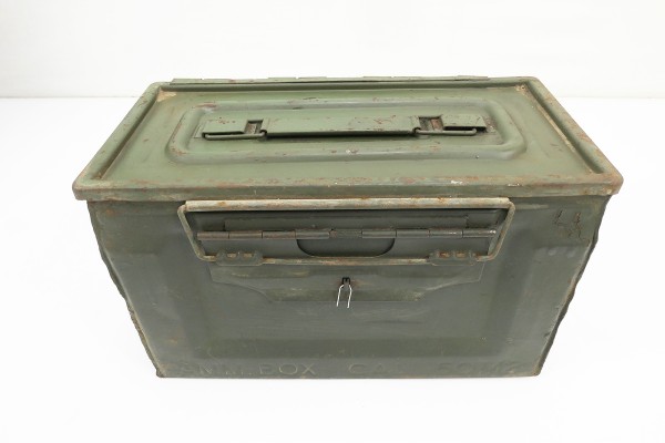 #A WW2 US Army Ammunition Box 105 CAL .50 M2 Ammo Metal Box