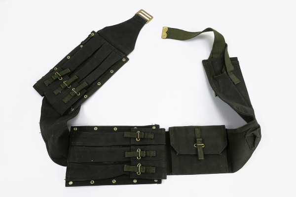 British Army Sterling SMG SAS Special Air Service Assault Pack and Bandolier
