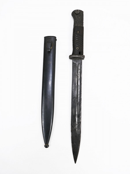 Wehrmacht original bayonet M84/98 K98 / sidearm Clemen & Jung with repro scabbard