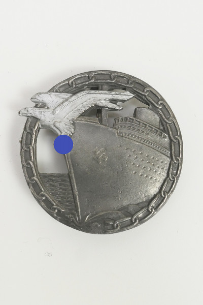 Kriegsmarine blockade runner badge with manufacturer