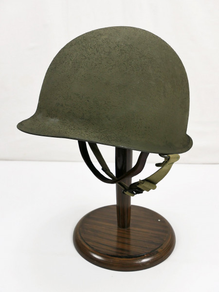 Unissued WW2 US M1 Swivel Bale Front Seam Helmet Steel Helmet with Westinghouse Liner / Chinstrap