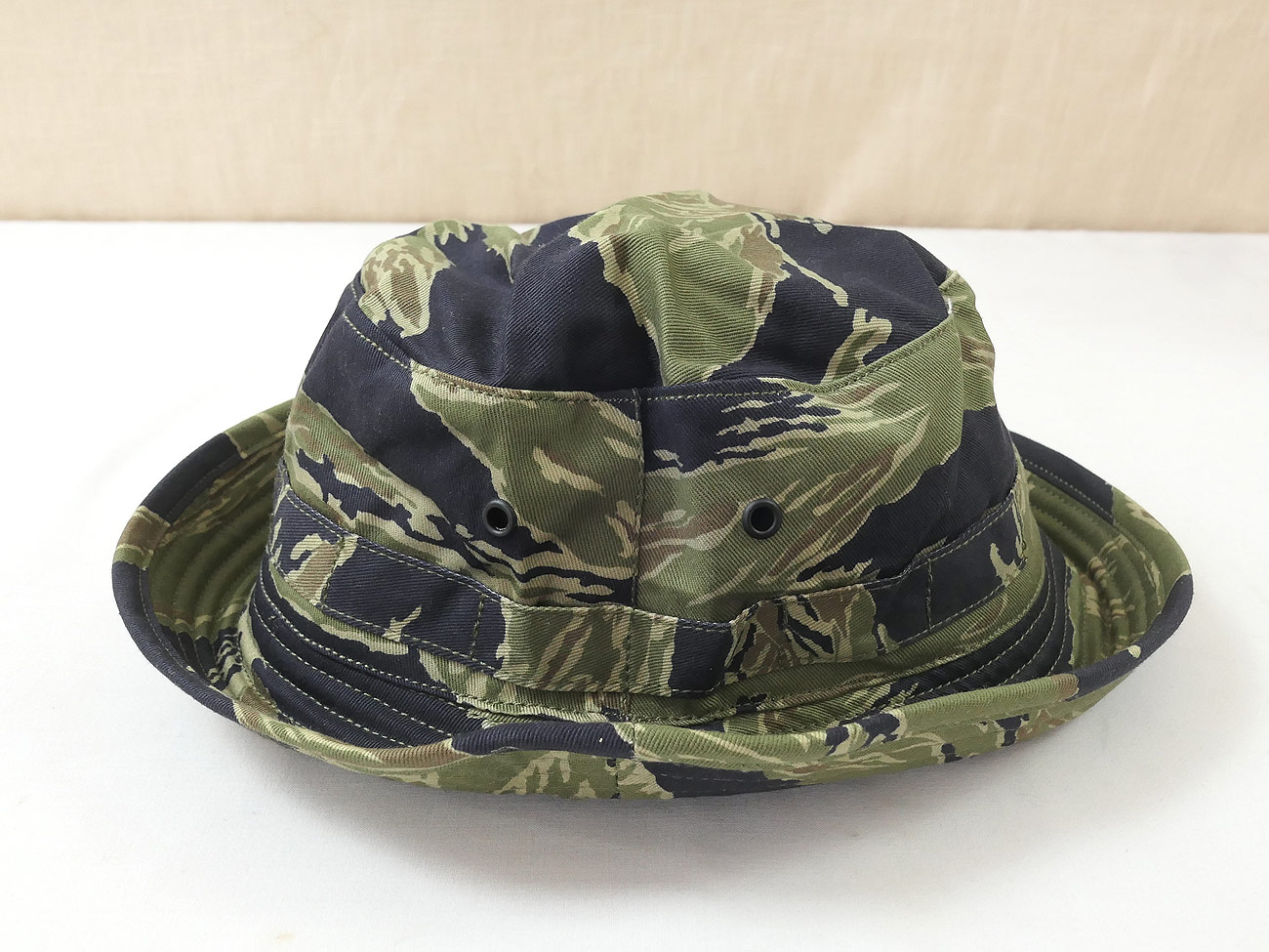 US ARMY Vietnam Tiger Stripe Boonie Bush Hat Jungle has Special Forces LRRP  MIKE