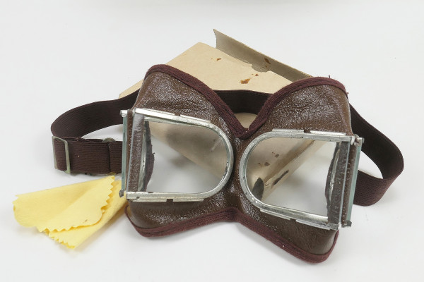 Russian aviator goggles pilot goggles Red Army radar detector goggles Russia radar detector