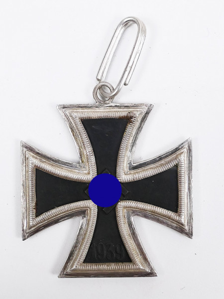 Wehrmacht Knight's Cross of the Iron Cross L/12 C.E. Juncker 800 silver museum piece