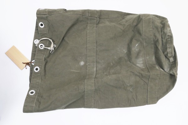 #1 Original German Army duffel bag with eyelets