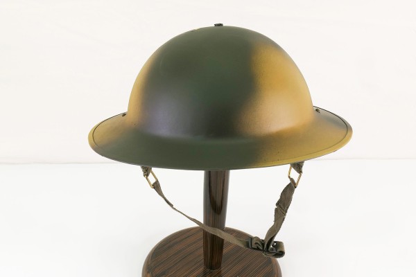 WW2 Plate Helmet British Steel Helmet With Chin Strap British Army Camouflage