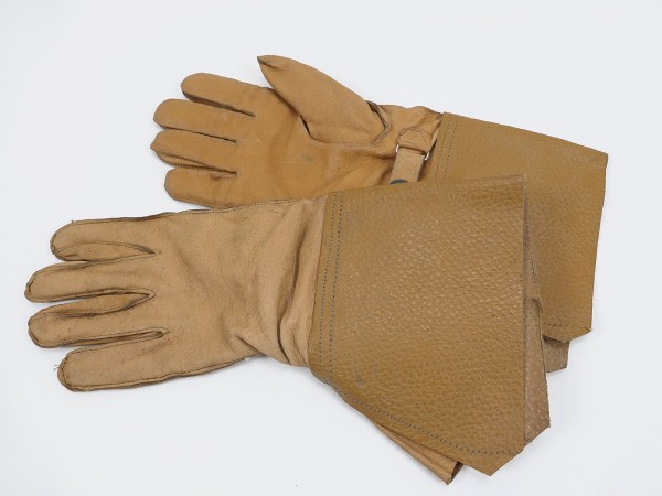 Wehrmacht vintage leather gloves Kradmelder Flieger gauntlet gloves RBNr.