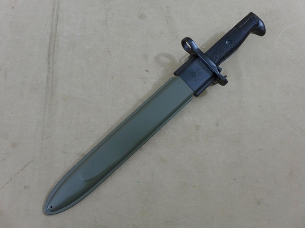 US Army WW2 M1 Bayonet in scabbard type M7 for M1 Garand (Repro)