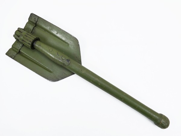 Original Wehrmacht WW2 folding spade with manufacturer -painted over-