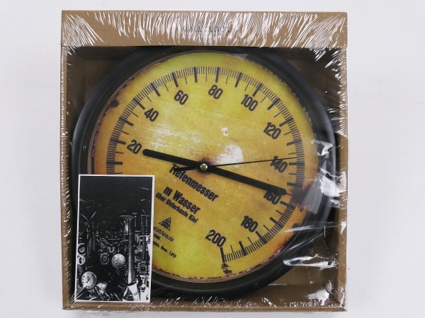 Wall clock with WK2 dial of the depth gauge from the submarine of the navy of war