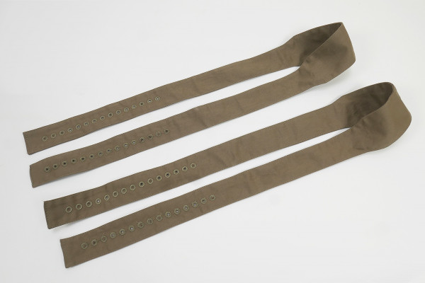 Belt carrying aid Belt hook carrier for the uniform jacket 1x pair