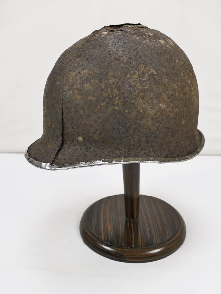 US ARMY WW2 Battlefield find M1 bell steel helmet battlefield find east bank Elbe