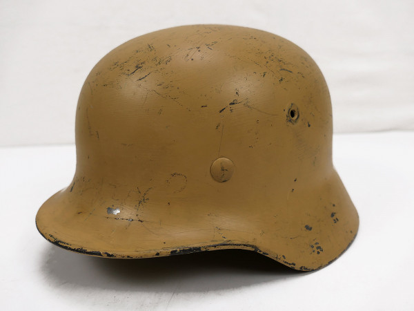 DAK Afrikakorps camouflage steel helmet M40 with helmet lining from museum