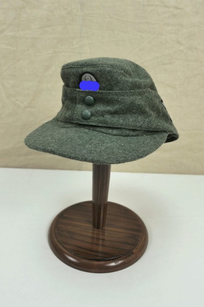WSS M43 field cap Baschlik cap M1943 with effects Gr.58