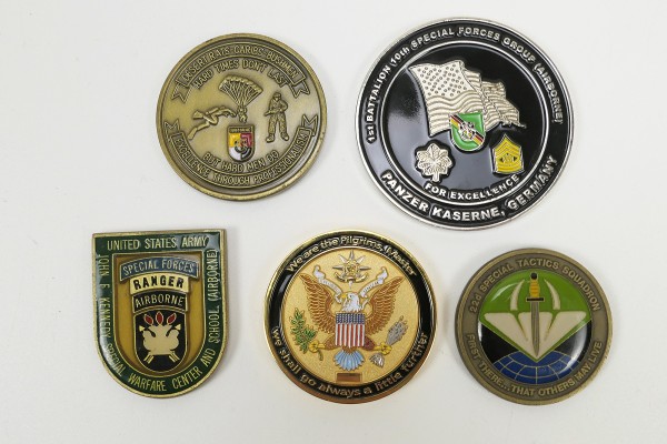 5x US ARMY Special Forces Coins