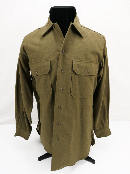 Original US Army WW2 field shirt M37 Wool Shirt 15 1/2 x 33 - 1944 dated Top condition !