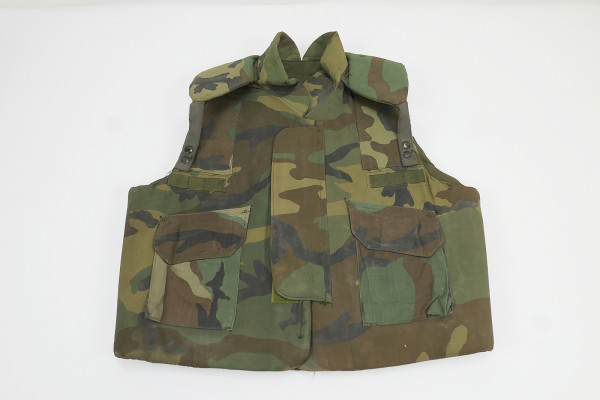 #2 US ARMY Fragmentation Vest Size Large Body Armor Fragmentation Protective Vest 1984