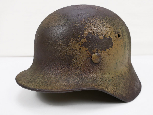 Wehrmacht camouflage steel helmet M40 with helmet lining size 55 Normandy camouflage helmet from museum