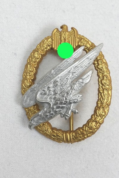 Wehrmacht parachuter badge of the army FJ