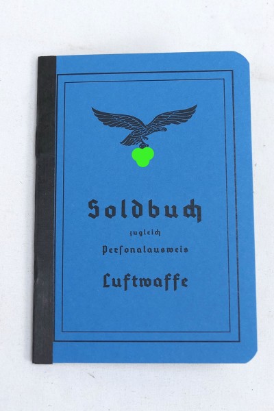 Soldbuch / identity card Luftwaffe with 5 inserts