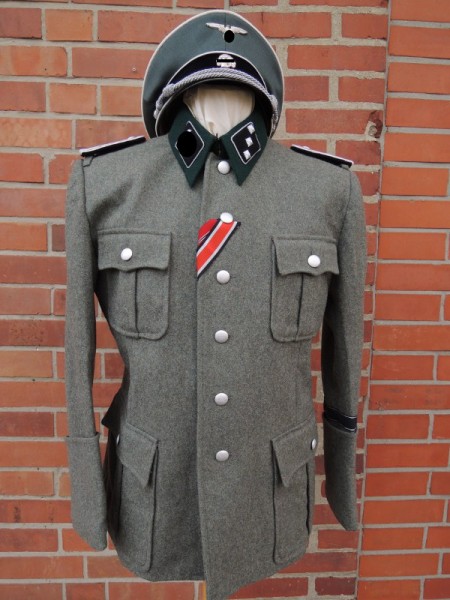 Example of an Elite Uniform according to a template / screenplay / film prop Elite