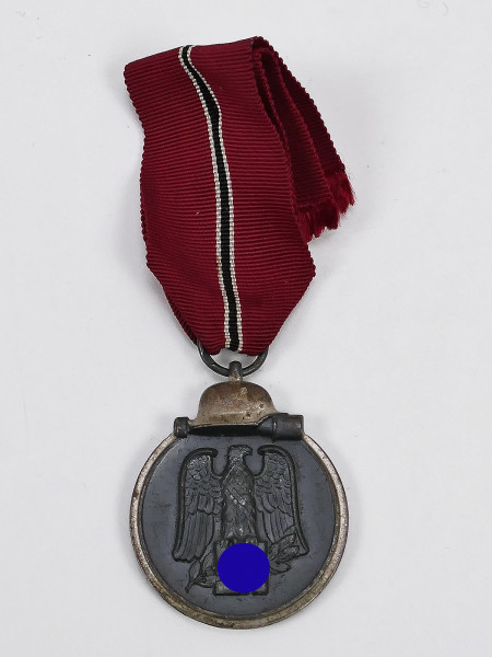 Wehrmacht original medal Winter Battle in the East medal with maker 63